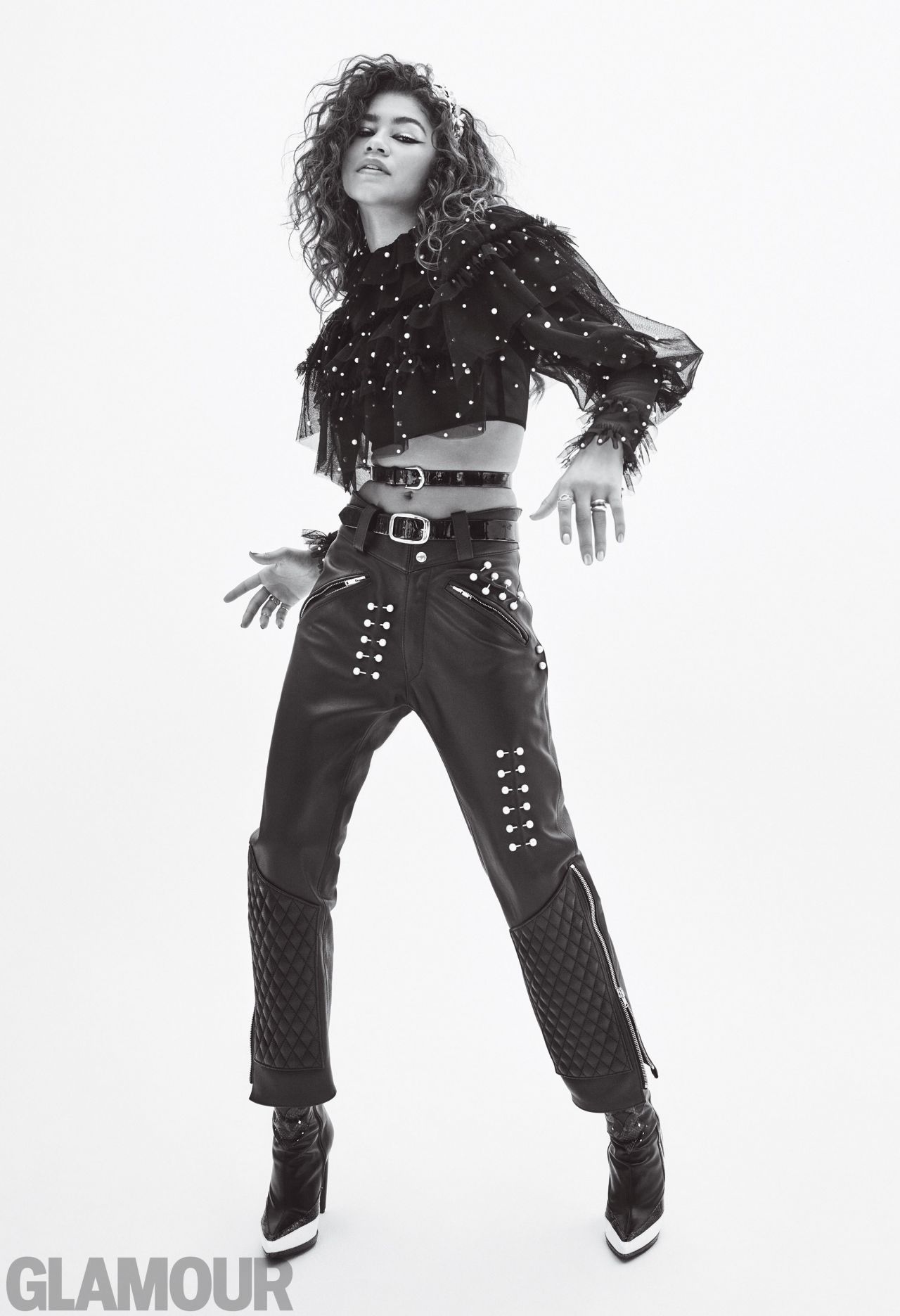 zendaya-glamour-magazine-november-2017-cover-and-photos-0.jpg