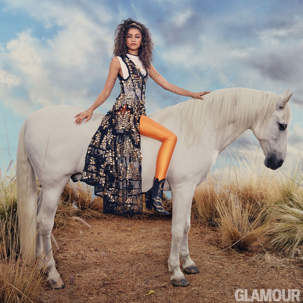zendaya-glamour-magazine-november-2017-cover-and-photos-1.jpg