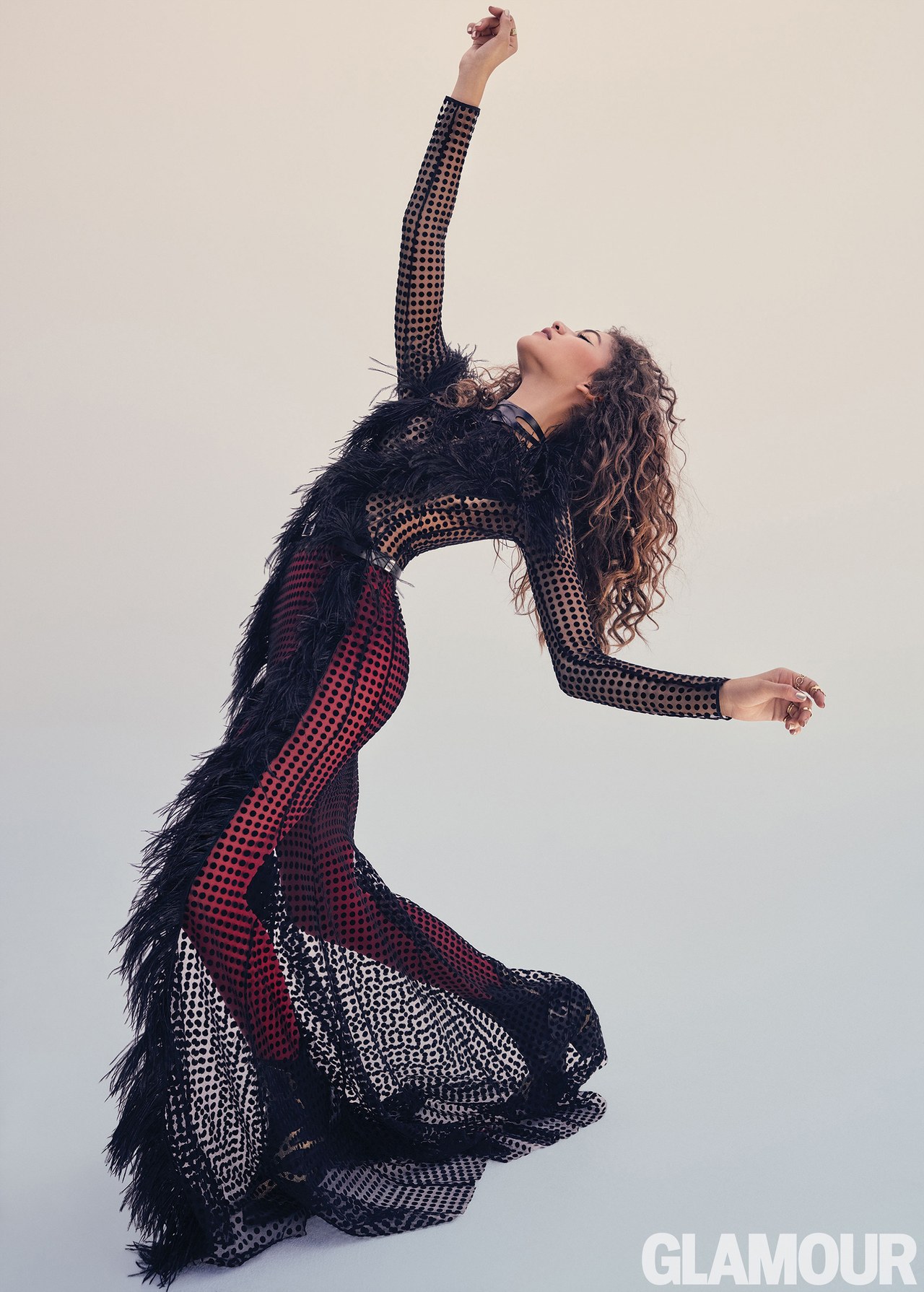 zendaya-nov17-updated2b.jpg
