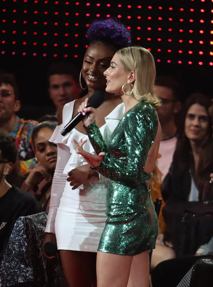 hailey-baldwin-iheartradio-3.jpg