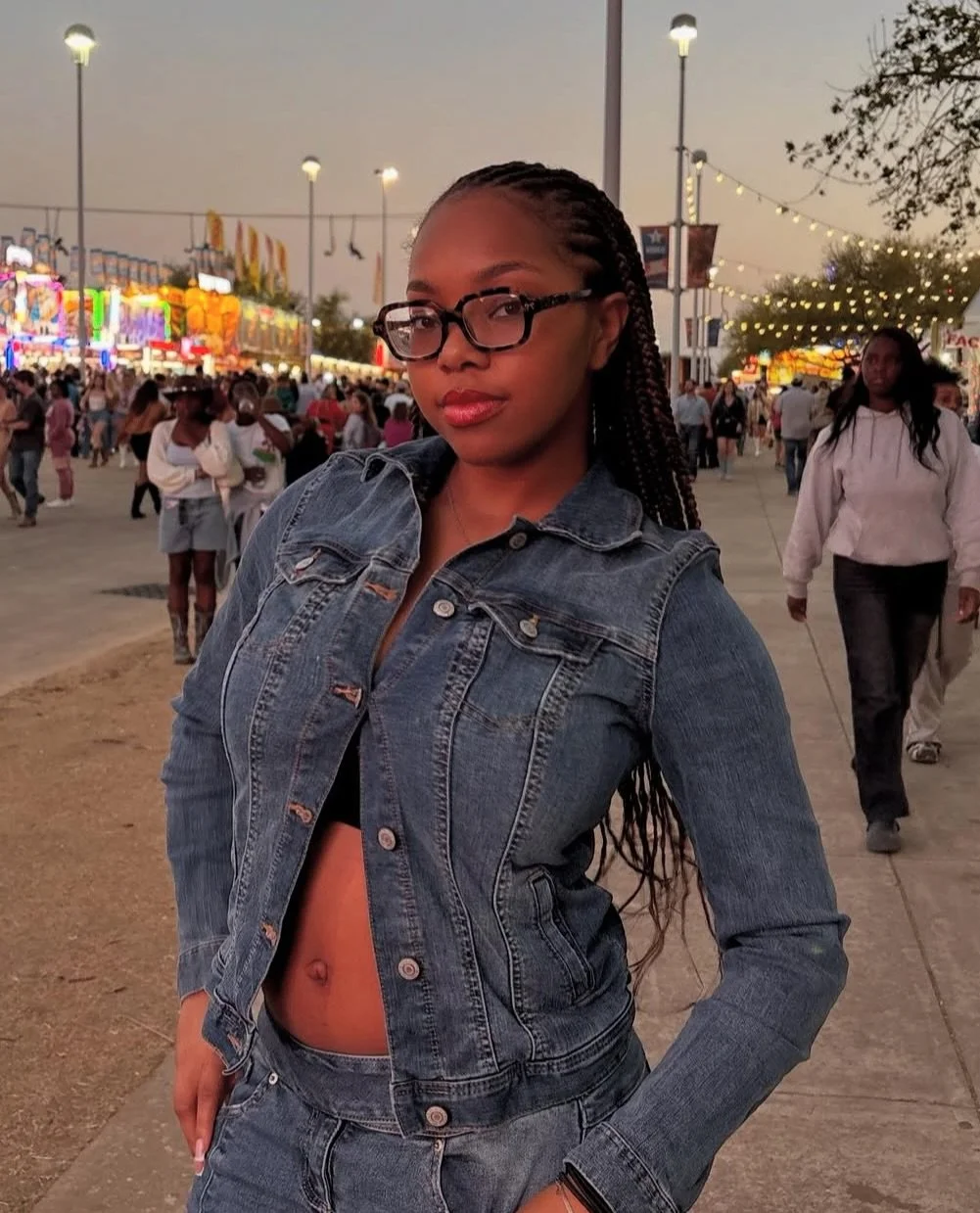 SPIRIT OF THE WEEK ⭐️ @thehalester 
oh sweet baby Haley, the amount of talent, love, and patience you have in your body is 10x the amount anyone else could ever have. Through your busy schedule and tiring days you’ve always been there to be a