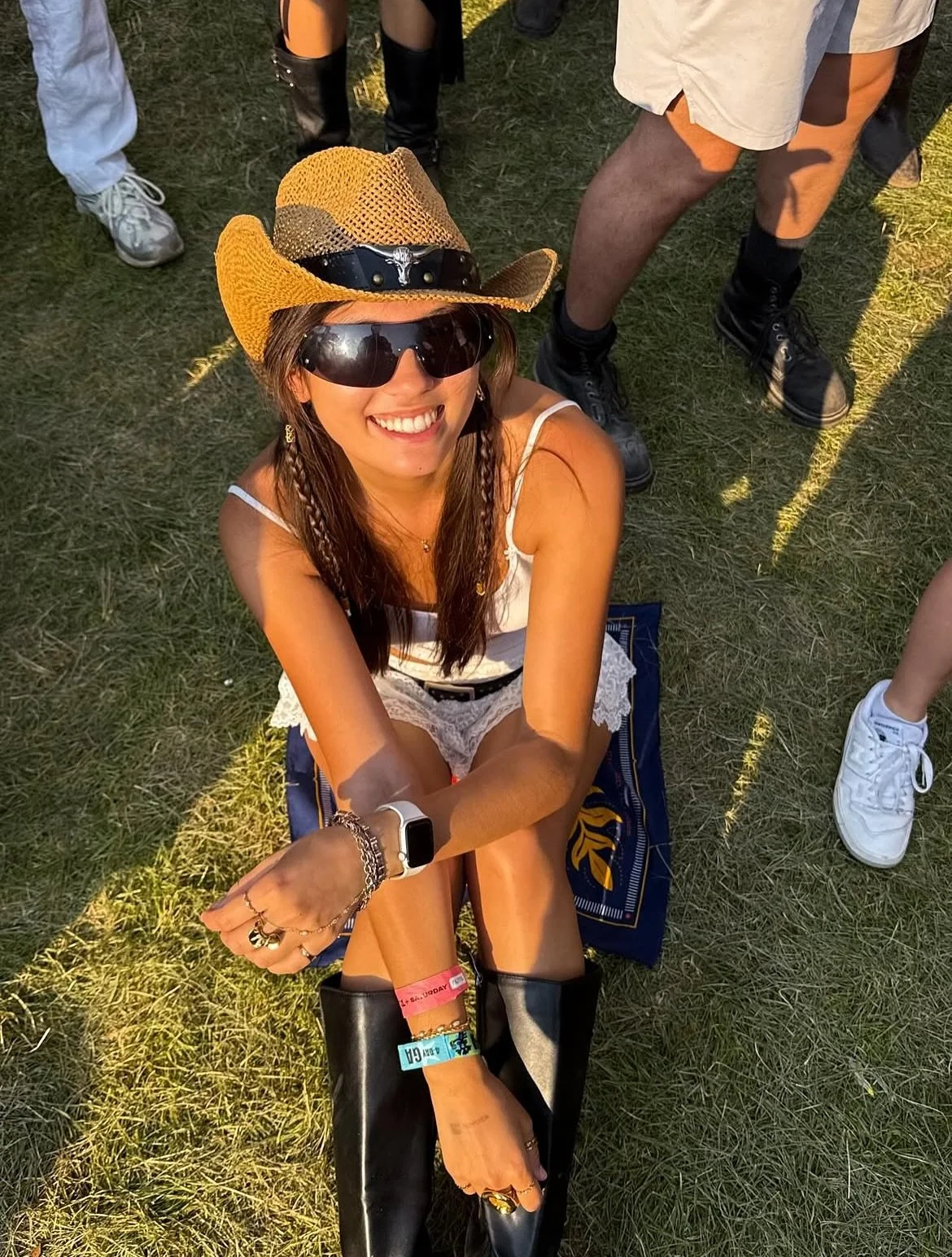 SPIRIT OF THE WEEK 🔥 @pa.jansky 
Paige!! It’s about dang time. She is everything you want in a person. Seriously one of the most hardworking people I know. She somehow manages to keep school and fun in perfect balance and always meets you rig