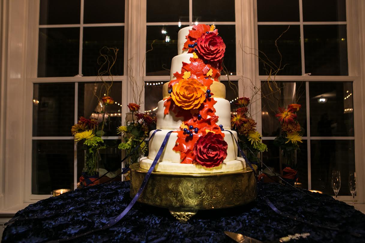 Roses Cake | Edible Art Bakery of Raleigh