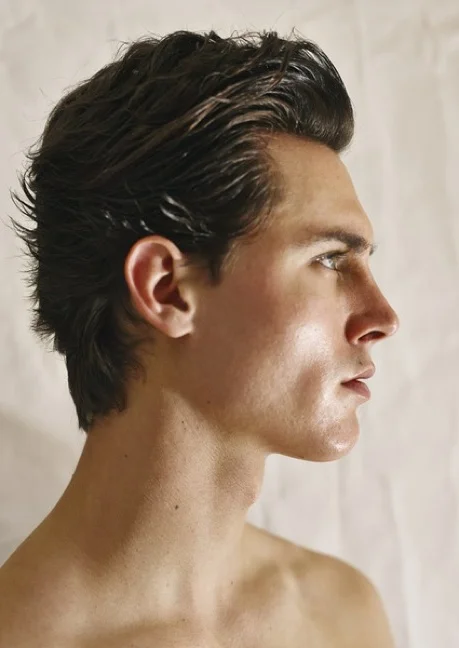 Gwen_pompadour_close up_crop.jpg