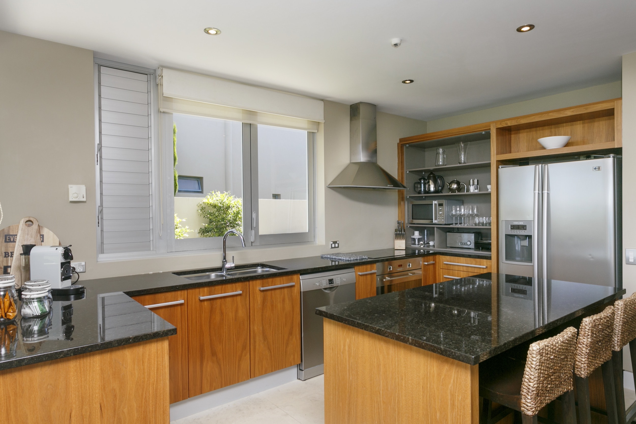 Ground floor two bedroom apartment kitchen 2.jpg