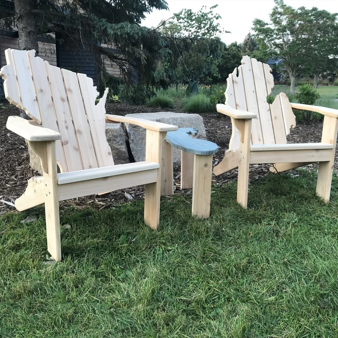 Wisconsin and Michigan with Lake Michigan Side Table