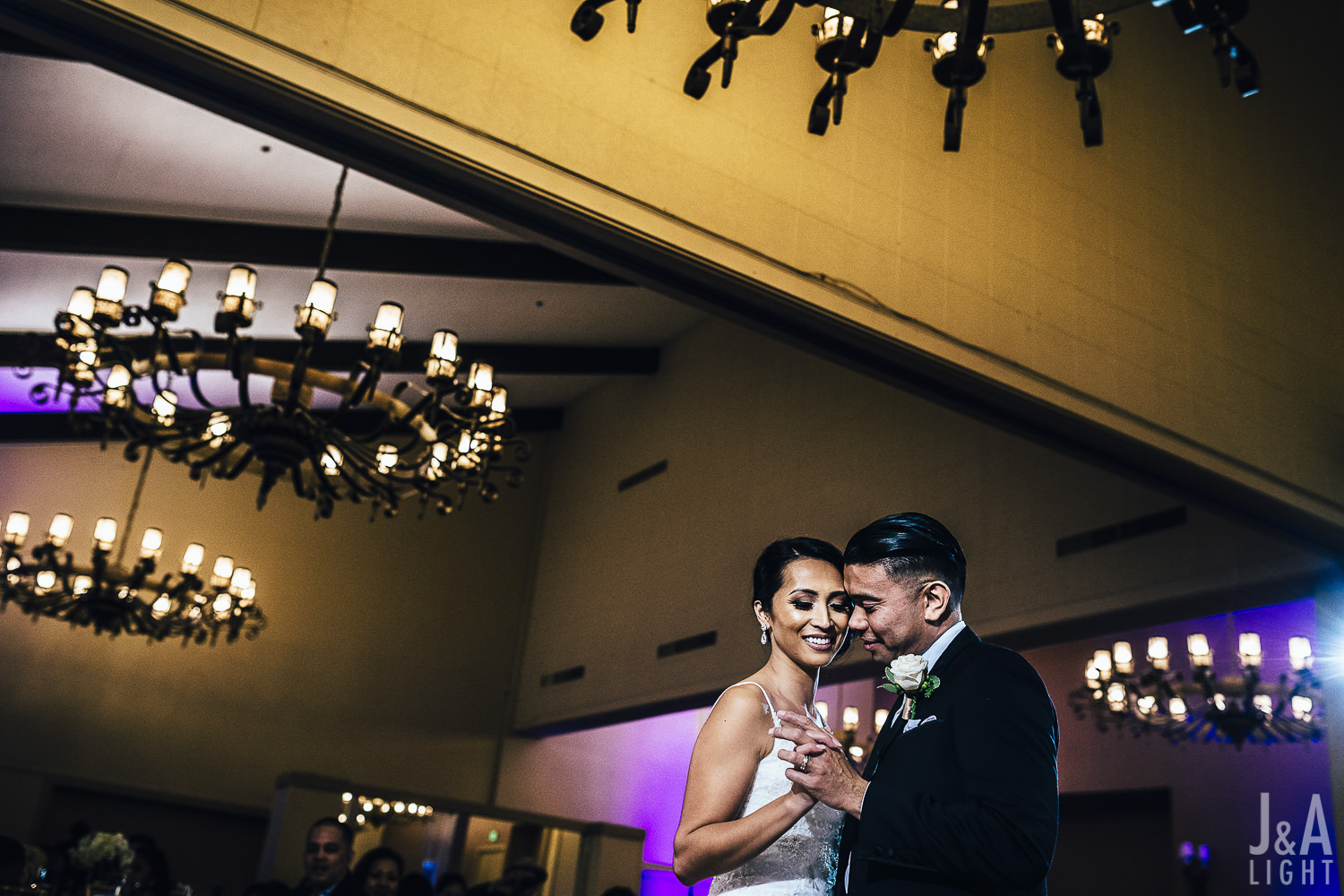 20151113-ErralynMike,CastlewoodGolfClubWeddingPleasanton-027-blog.jpg