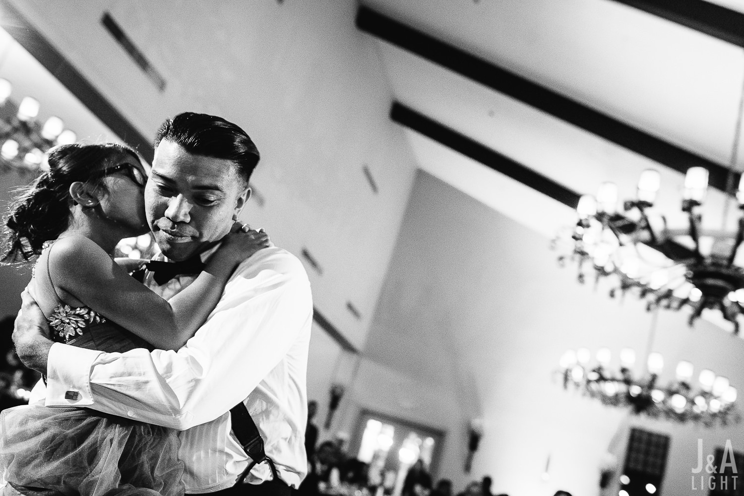 20151113-ErralynMike,CastlewoodGolfClubWeddingPleasanton-042-blog.jpg