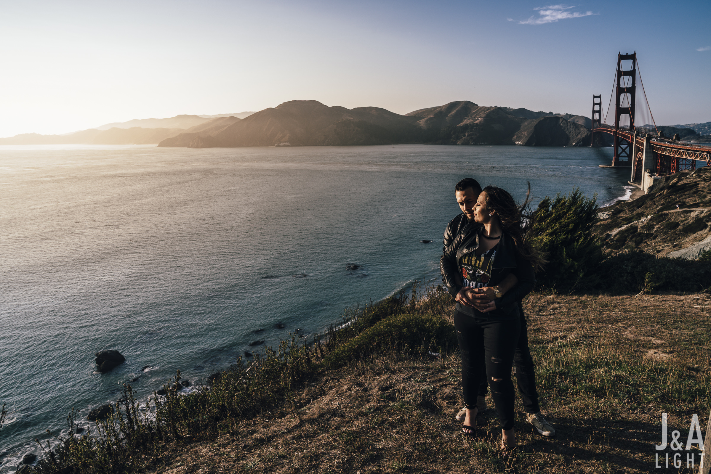 fortpointengagement_sanfranciscoengagement_batterygodfrey_weddingphotography-YenAda_Eng-024.jpg