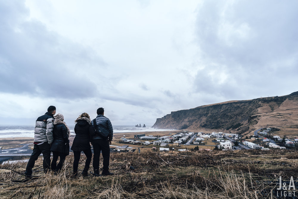 20180114-IcelandEngagementPortraits_EuropeDestinationWedding-004.jpg