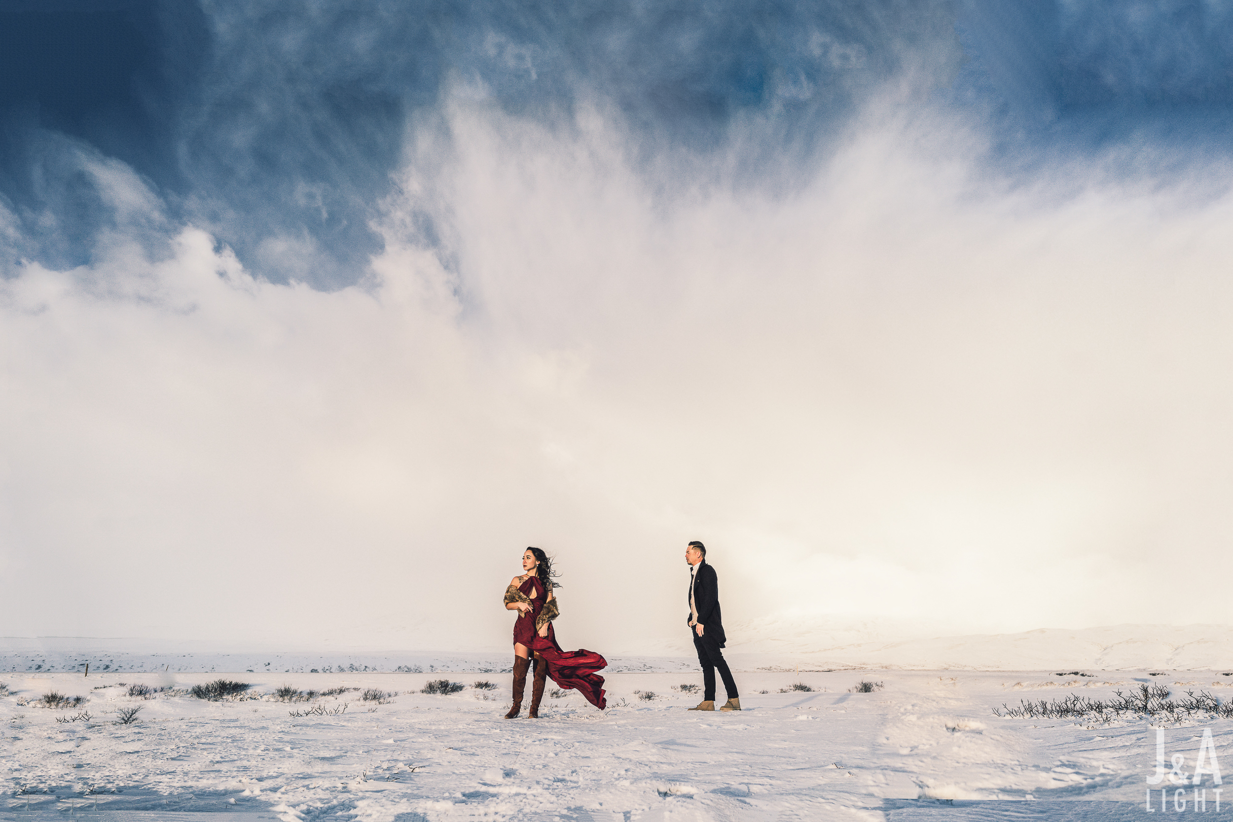 20180114-IcelandEngagementPortraits_EuropeDestinationWedding-010.jpg