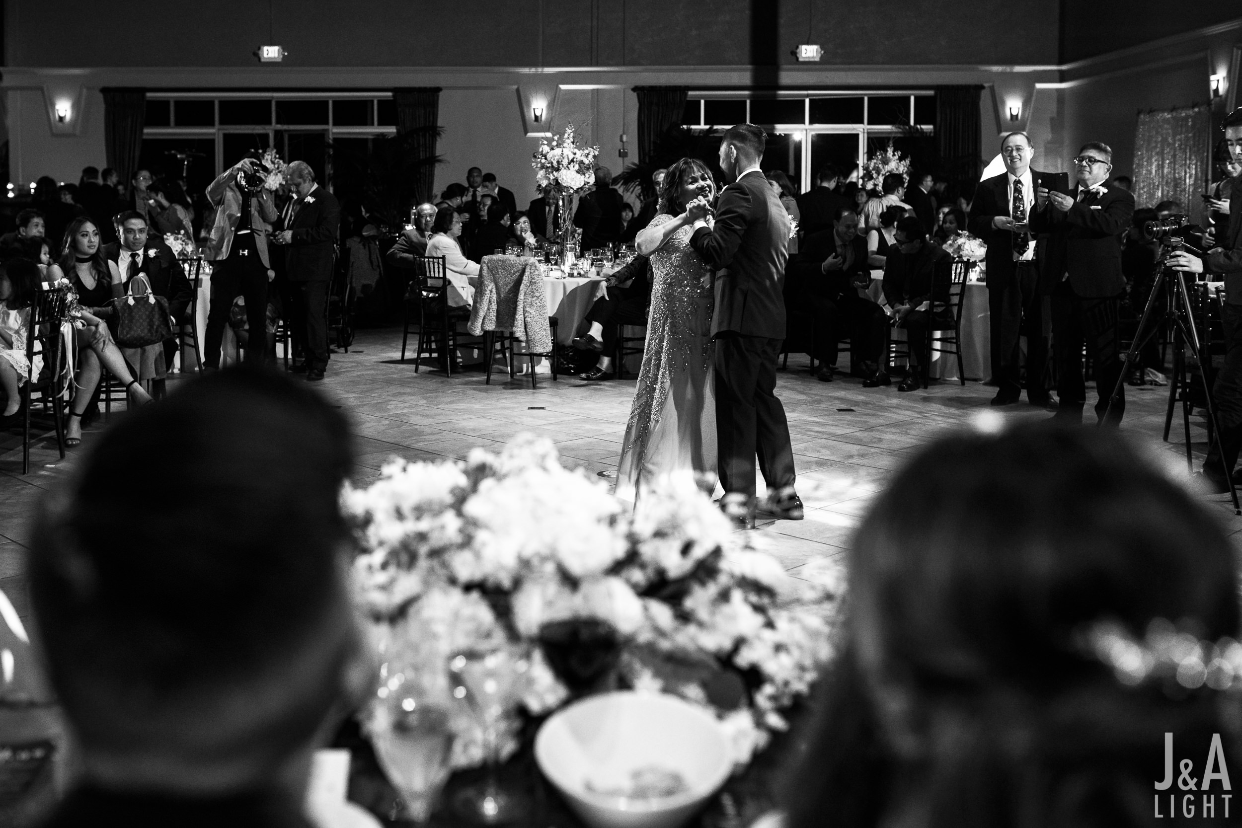 20180119-PalmEventCenterWedding-Reception-FlaresBridal-PatriceStephen-064.jpg