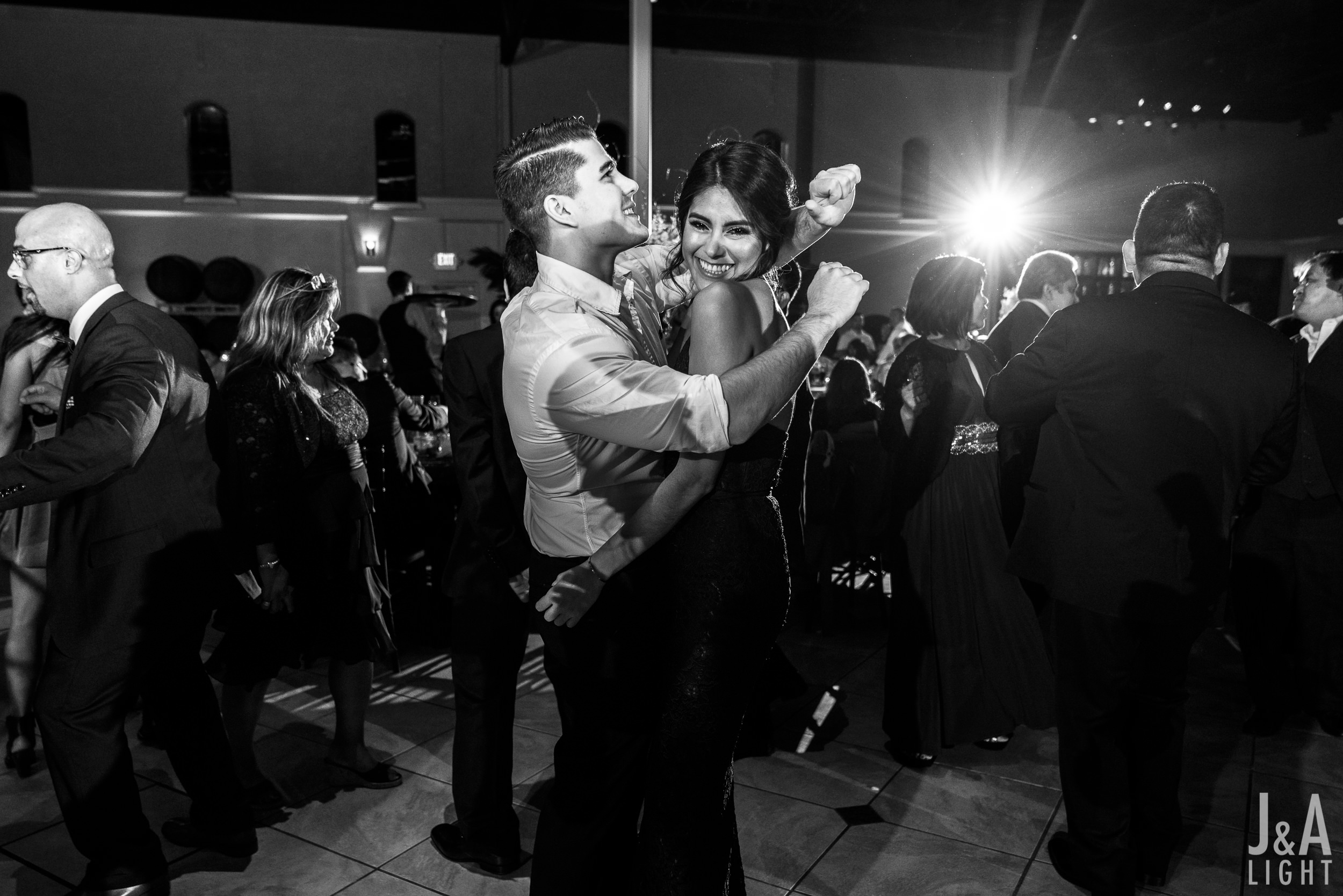 20180119-PalmEventCenterWedding-Reception-FlaresBridal-PatriceStephen-079.jpg