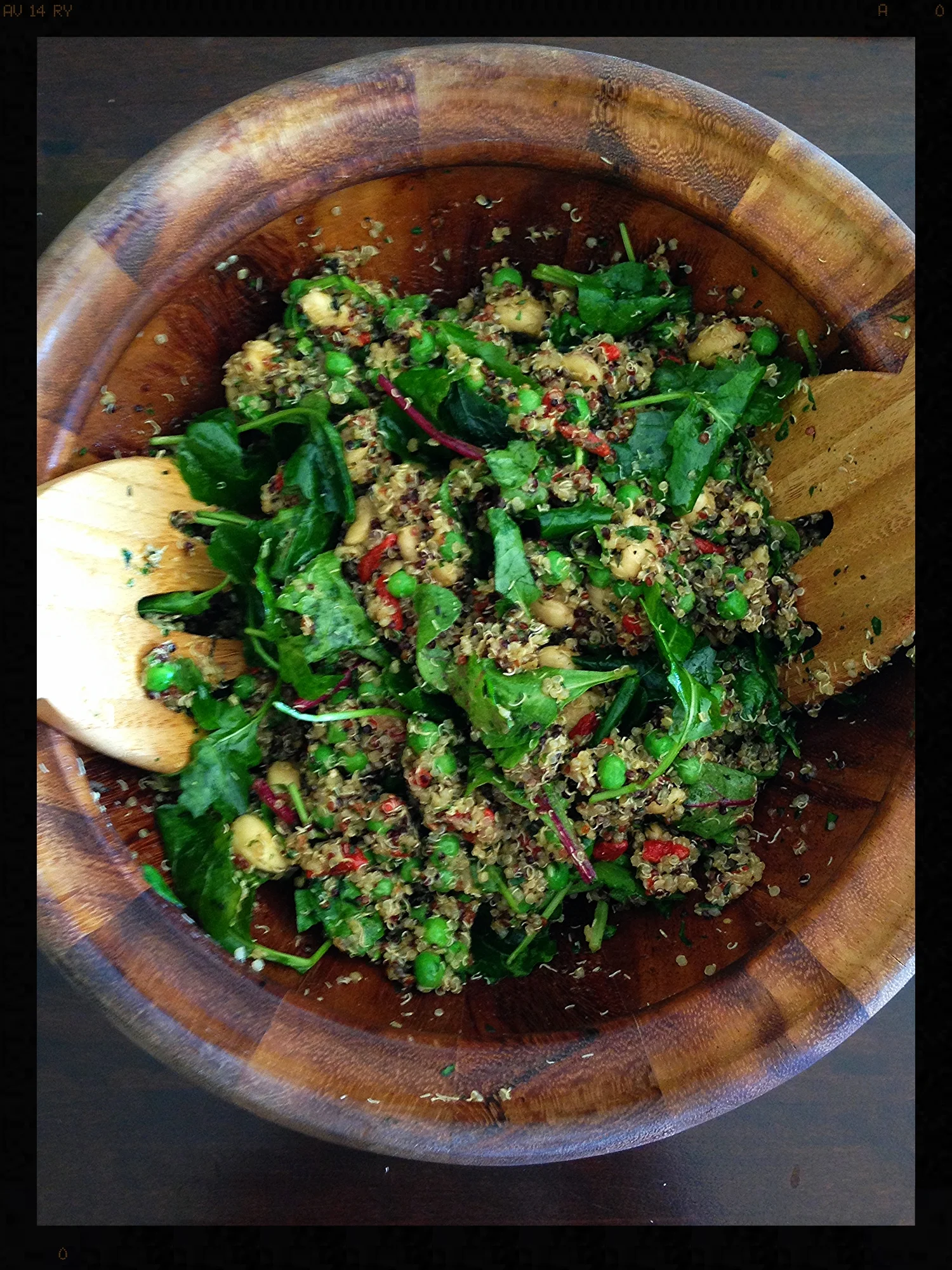 Cashew + Goji Berry Salad to Die For!