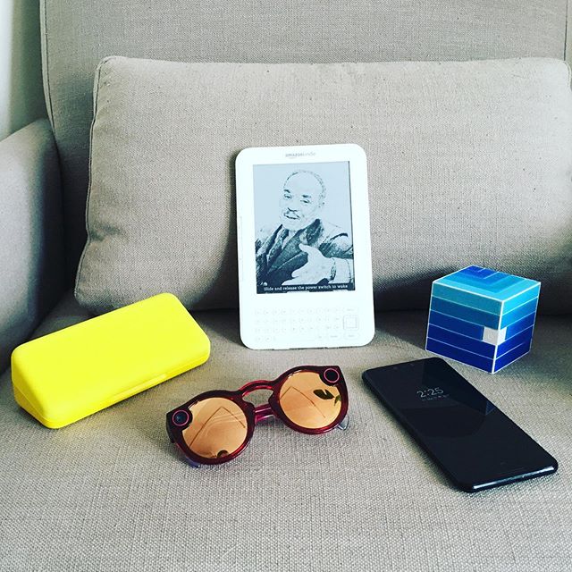 #Chicago #Summer #Beach #Accessories #2019 #spectacles #snapchat👻 #WaterProof #Pixel3XL #WirelessSpeaker #OldAssKindle #Kindle #SummerOfLove #Sand