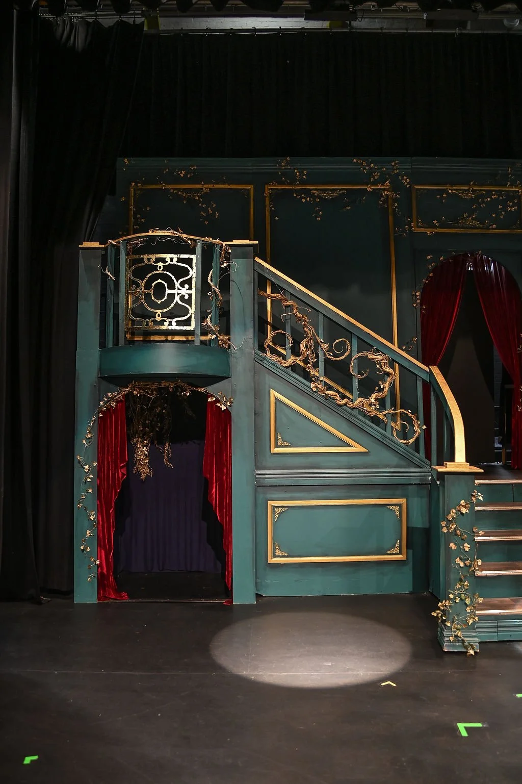 beautyandthebeast2026-setcatalogue-7.jpg