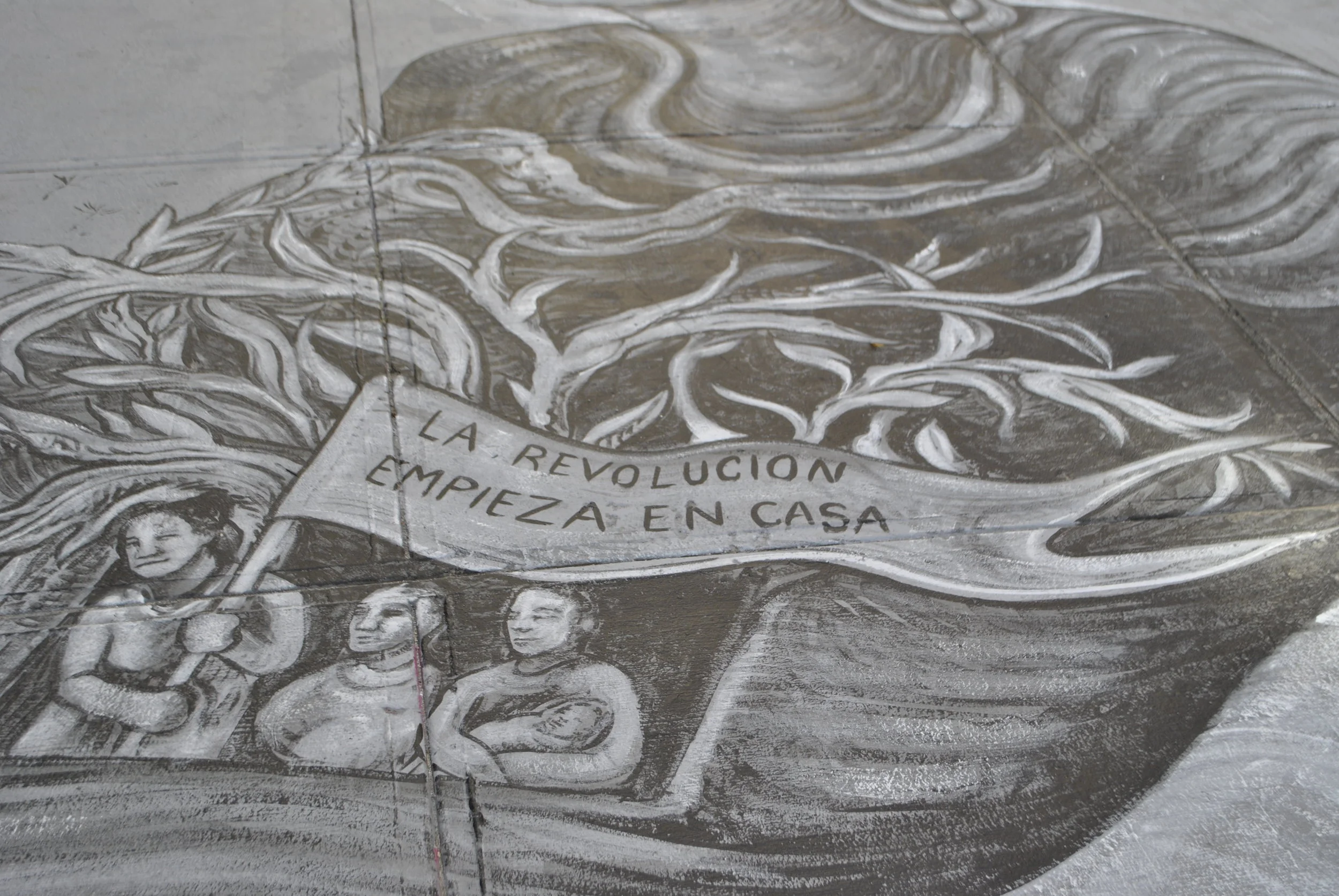Photo of mural by Raul Ayala and Fernanda Espinosa