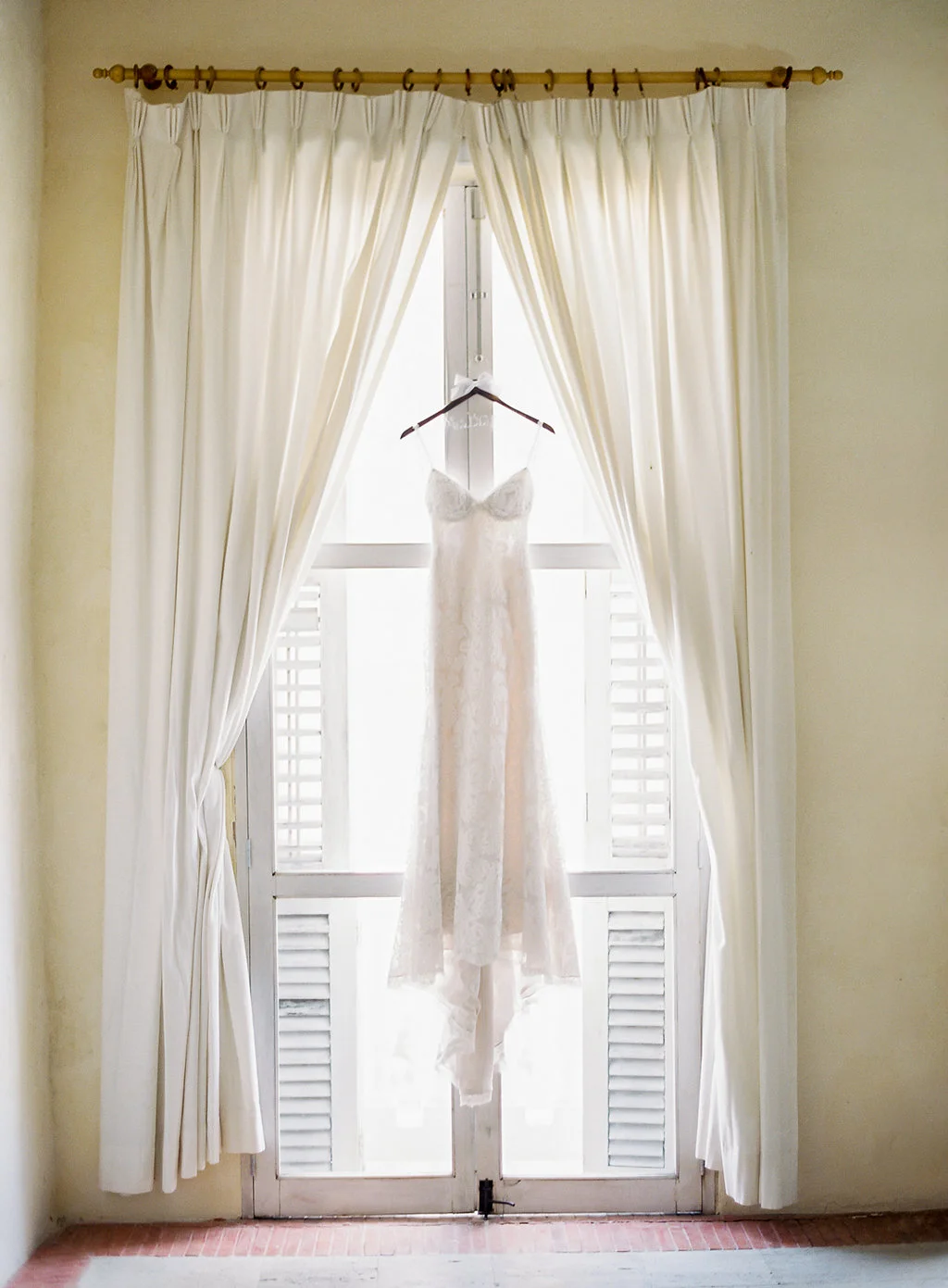 Fine art film photographer photography wedding engagement washington DC cartegena columbia destination modern bride inspiration inspired classic timeless california ny photos styling travel dress