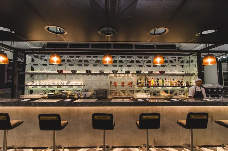 The Qantas Hong Kong Lounge