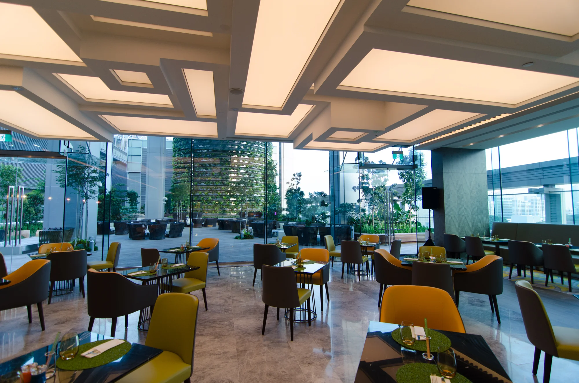 All-Day Dining Restaurant - Makan @ Jen 