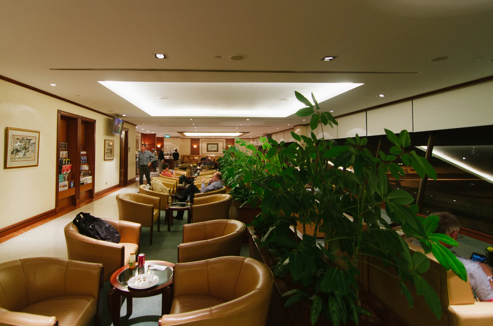 Lounge Review: Emirates Lounge Singapore (Terminal 1)