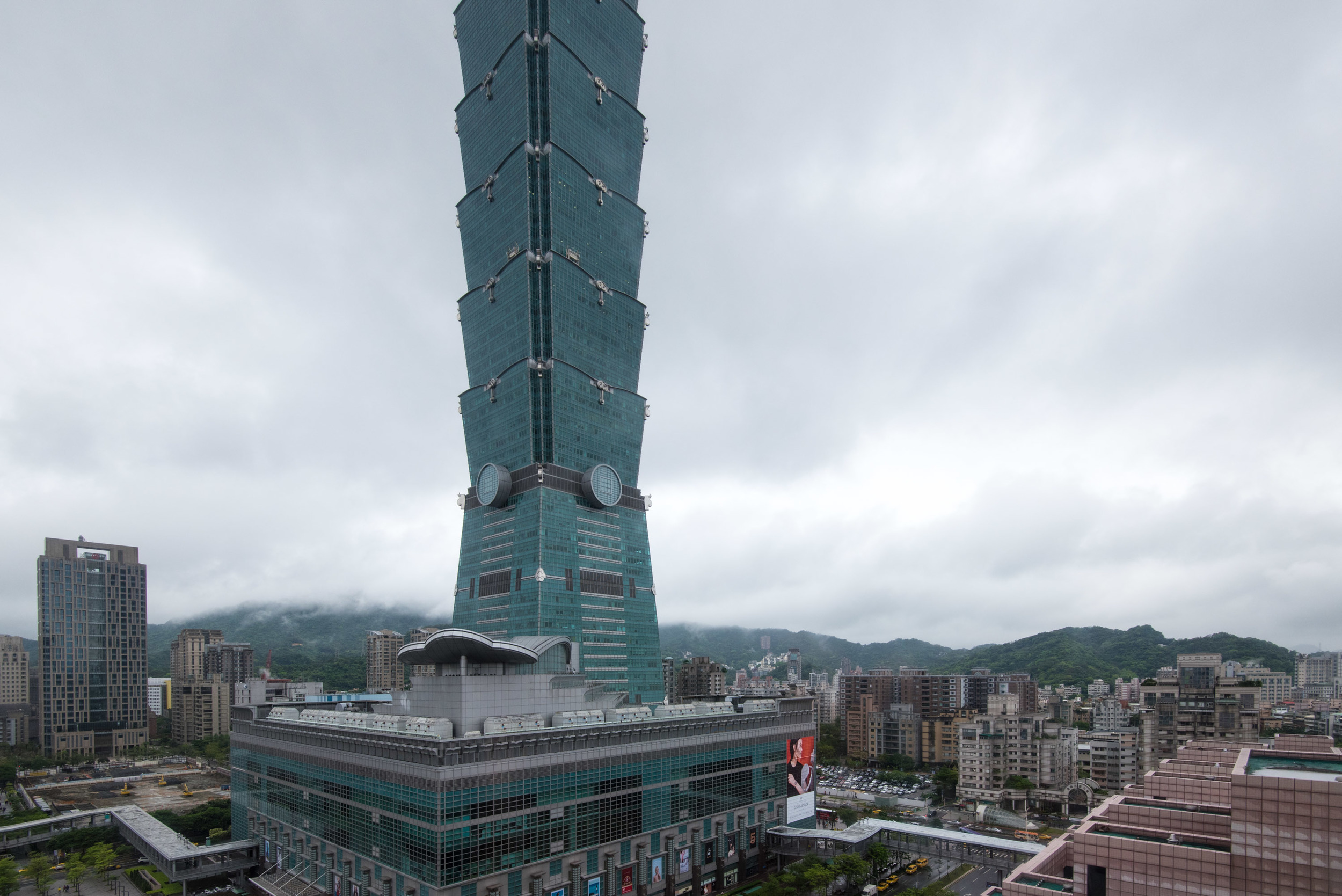 View from the Grand Deluxe Room - Grand Hyatt Taipei