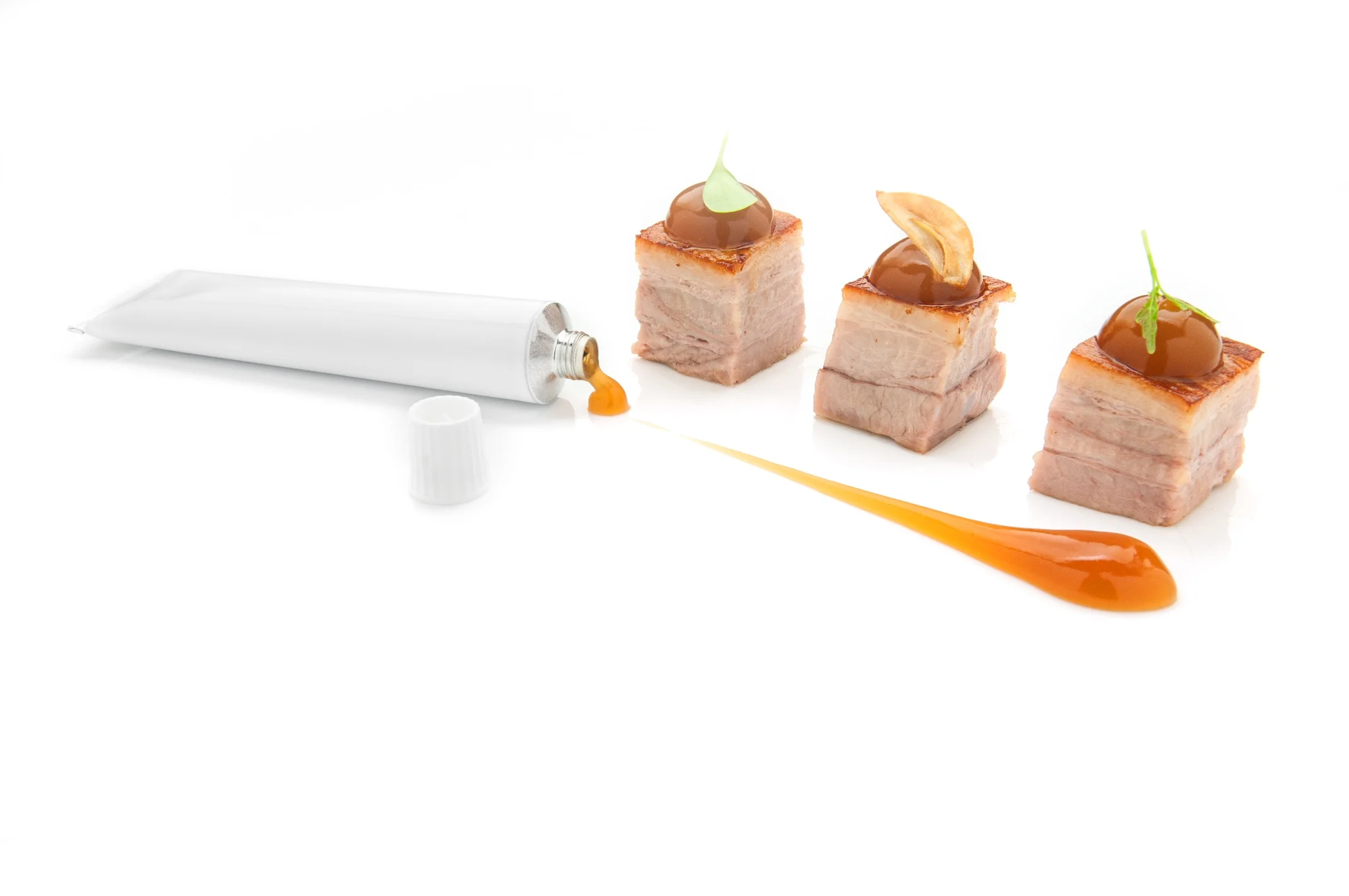 Braised Pork Cheek and Bak Kut Teh Spice Tube | Photo Credit: Shangri-La Singapore
