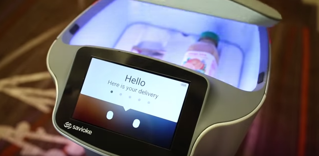Dash the Delivery Robot at Crowne Plaza San Jose-Silicon Valley