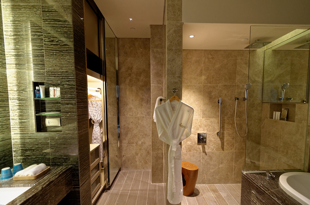 Skyline Studio Bathroom - One Farrer Hotel &amp; Spa