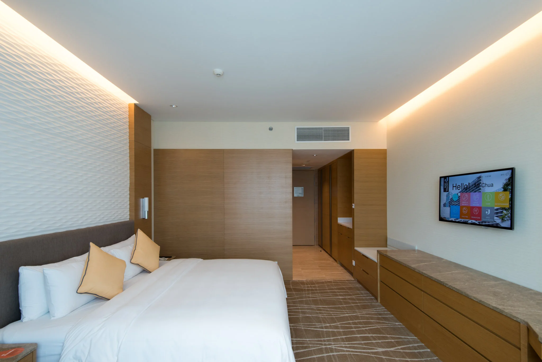 Hotel Review: Hotel Jen Orchardgateway Singapore (Deluxe Room)