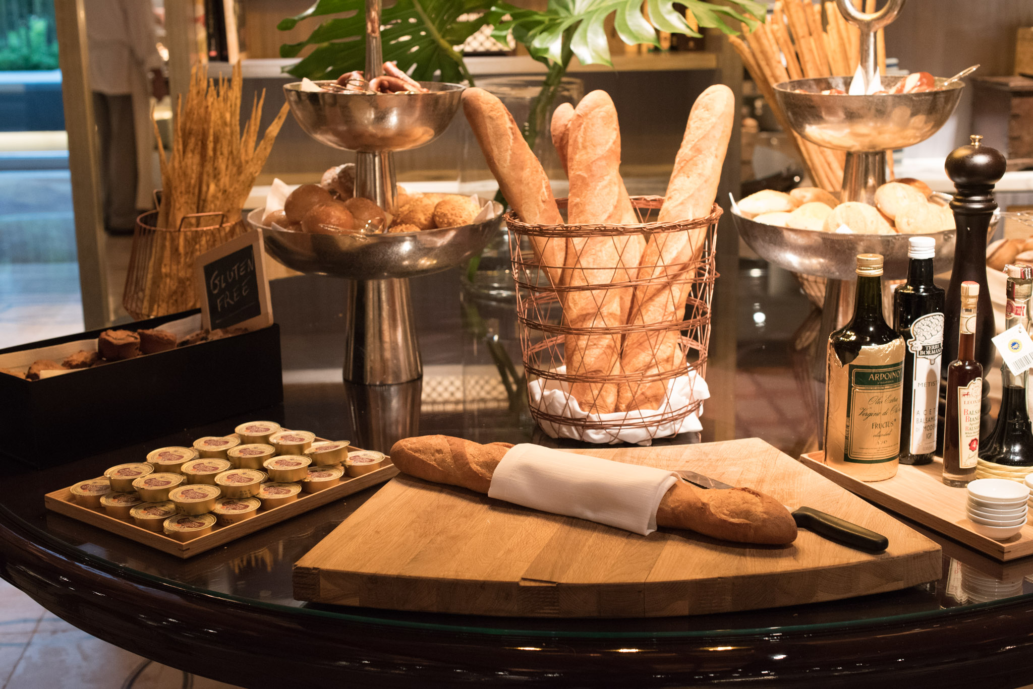 Bread Station Colony - The Ritz-Carlton, Millenia Singapore