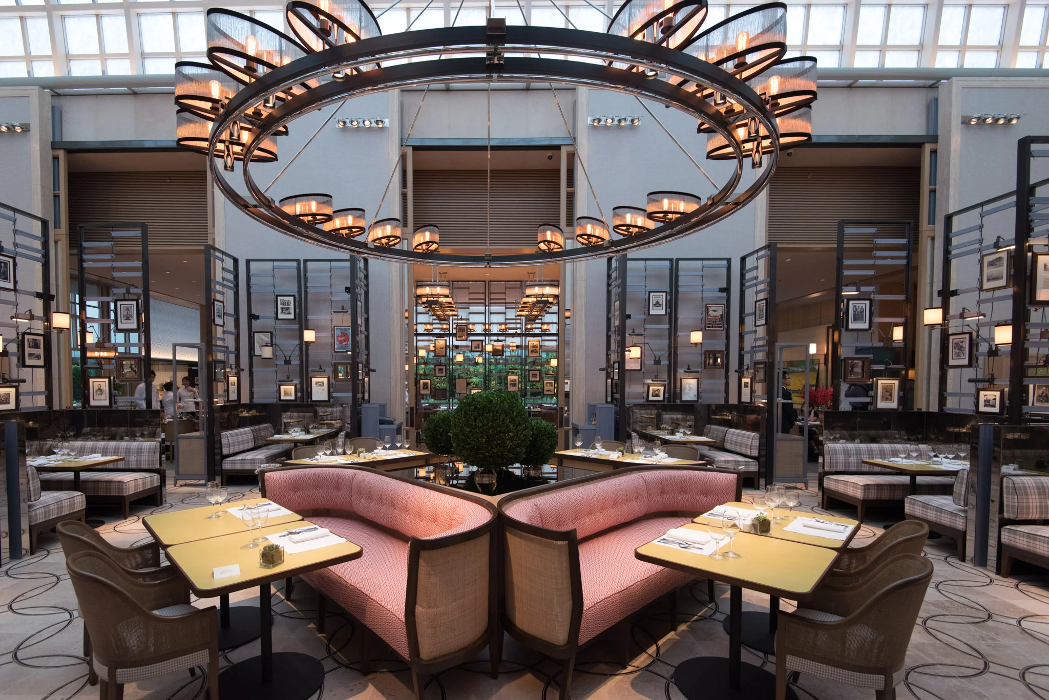 Checking out the Brand New Colony Restaurant (The Ritz-Carlton, Millenia Singapore)