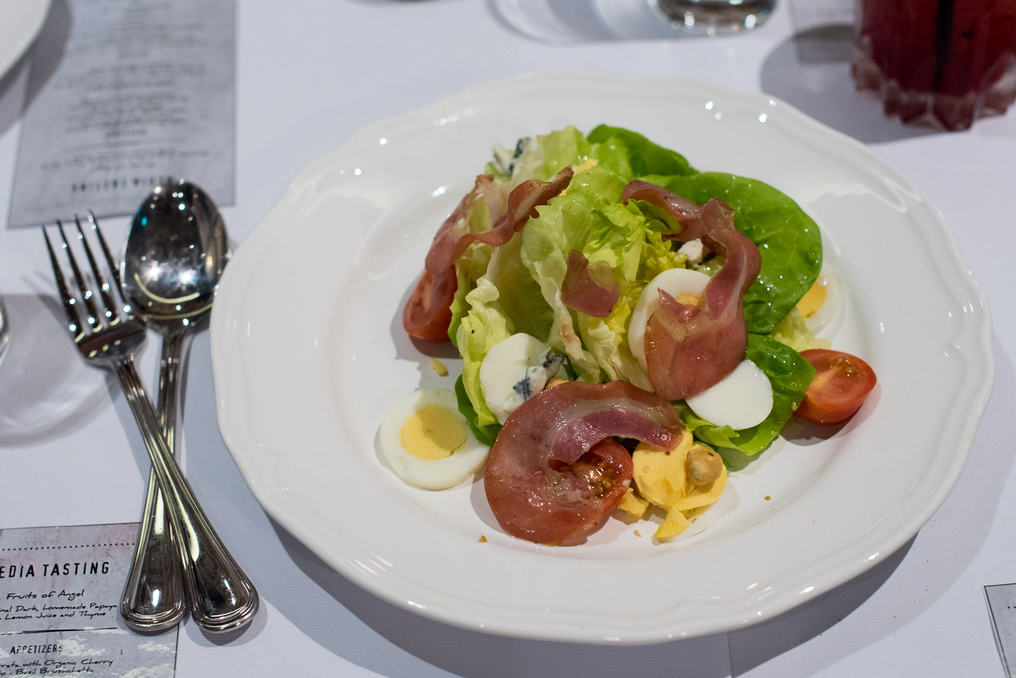 Butter Lettuce Salad with Pancetta, Hazelnut, Gorgonzola and Egg (S$20++) District 10 Suntec City