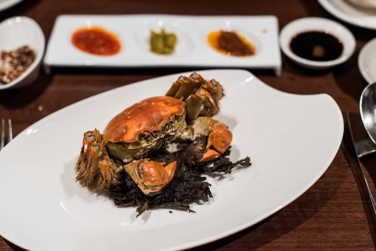 Hairy Crabs (2015) at Hai Tien Lo, Pan Pacific Singapore