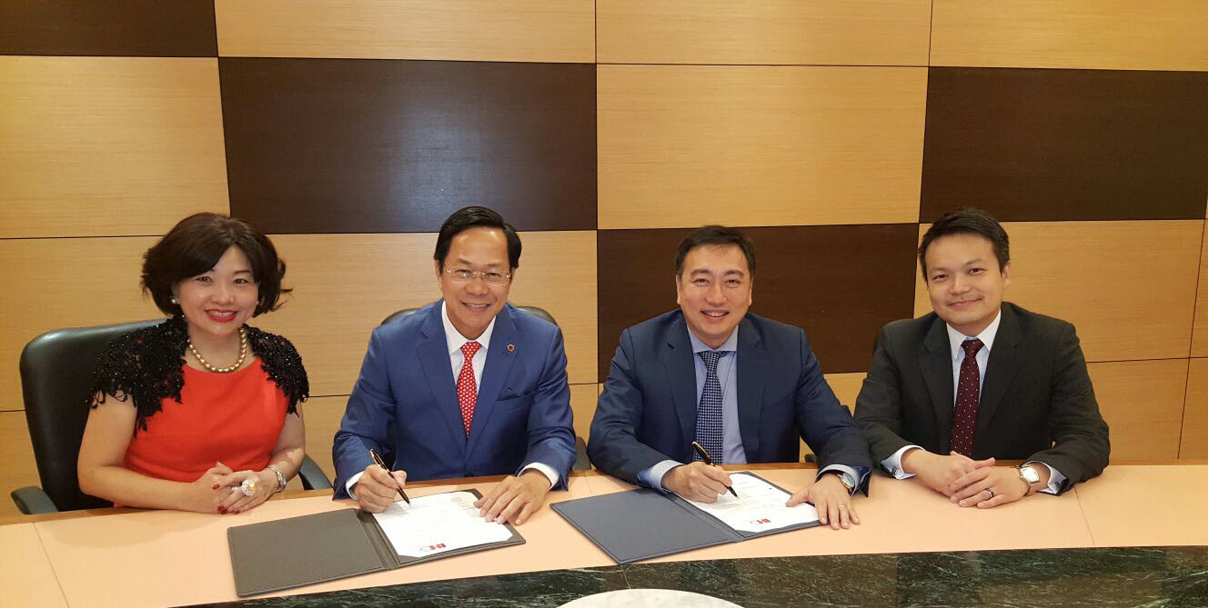 Signing in Kuala Lumpur | Photo Credit: InterContinental Hotels Group