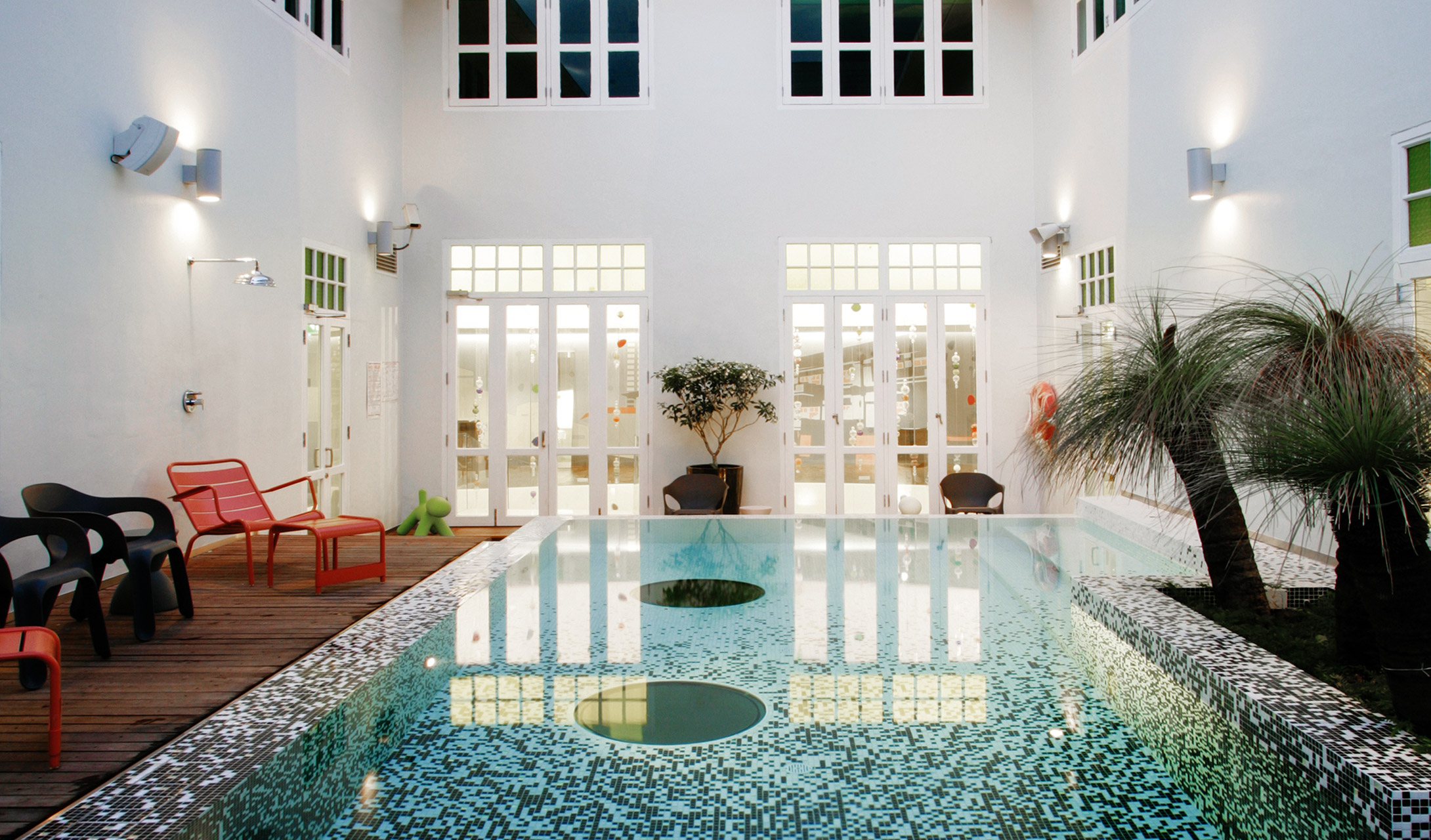 Swimming Pool | Photo Credit: New Majestic Hotel