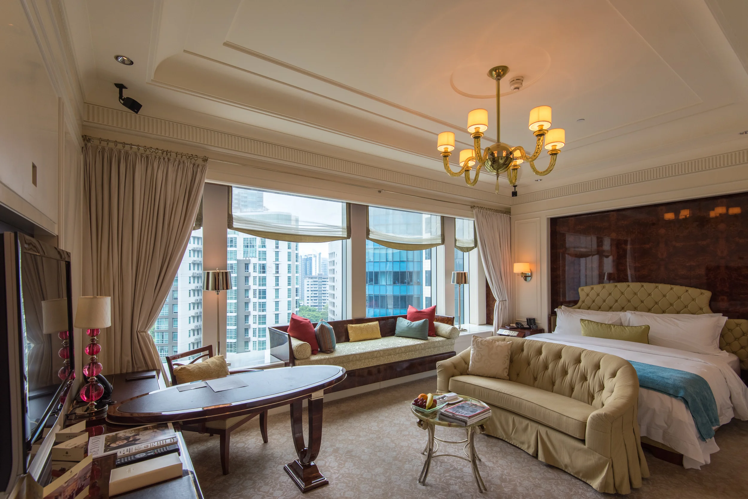 Hotel Review: The St. Regis Singapore (Executive Deluxe Room)