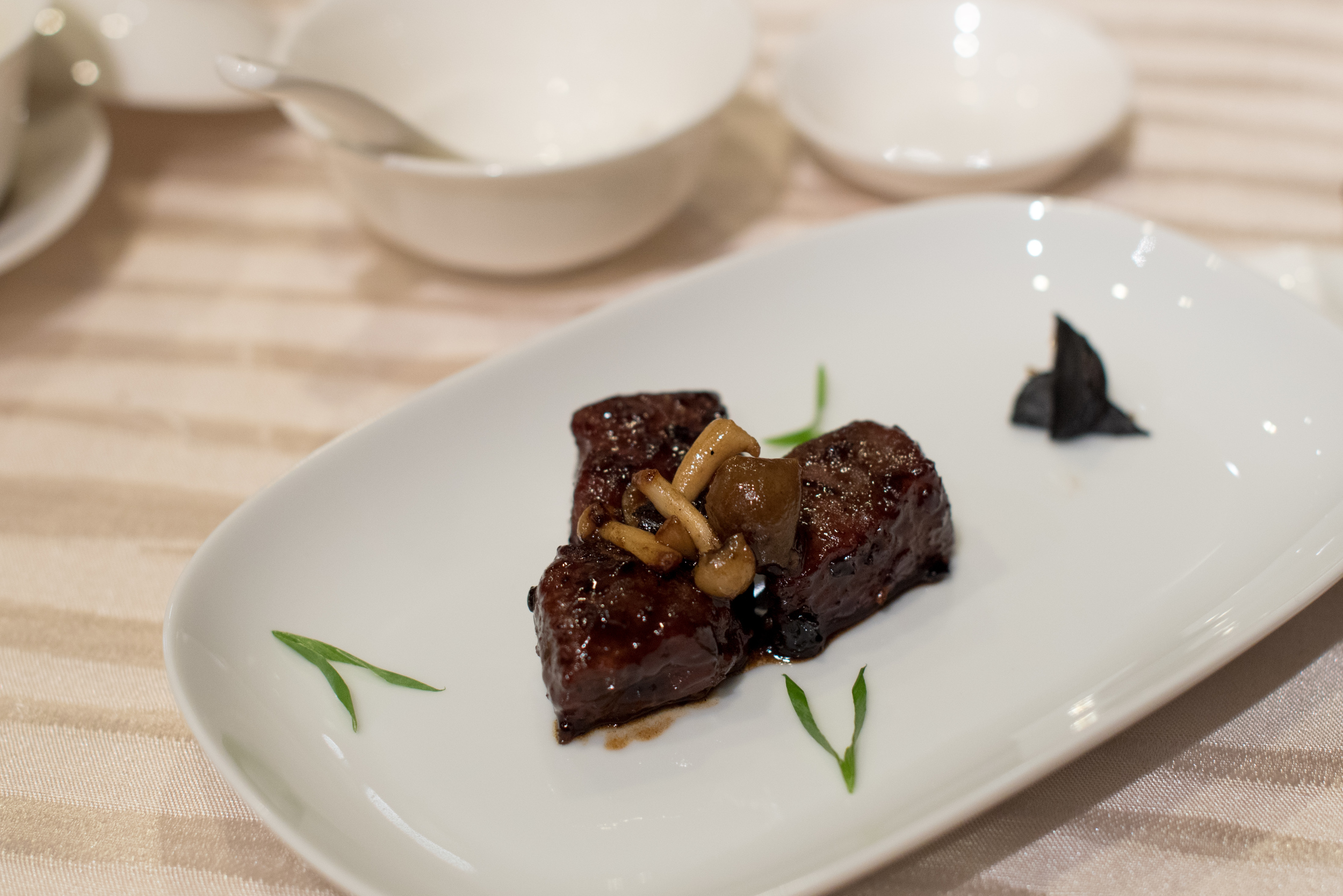 Wok-fried Beef Cube with Black Garlic SauceWan Hao - Singapore Marriott Tang Plaza Hotel