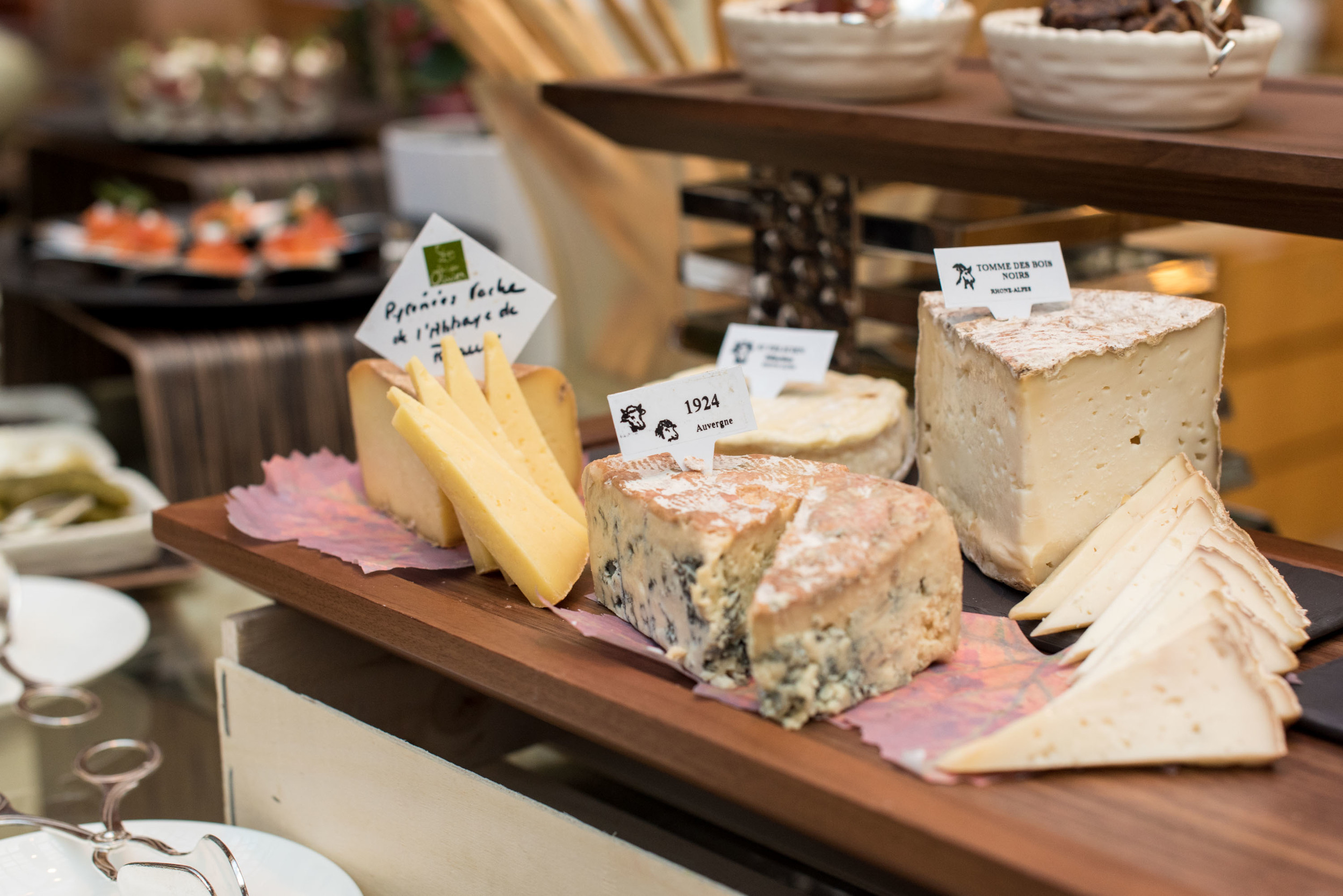 Selection of Cheese - The Aperitivo TraditionChihuly Lounge - The Ritz-Carlton,&nbsp;Millenia Singapore