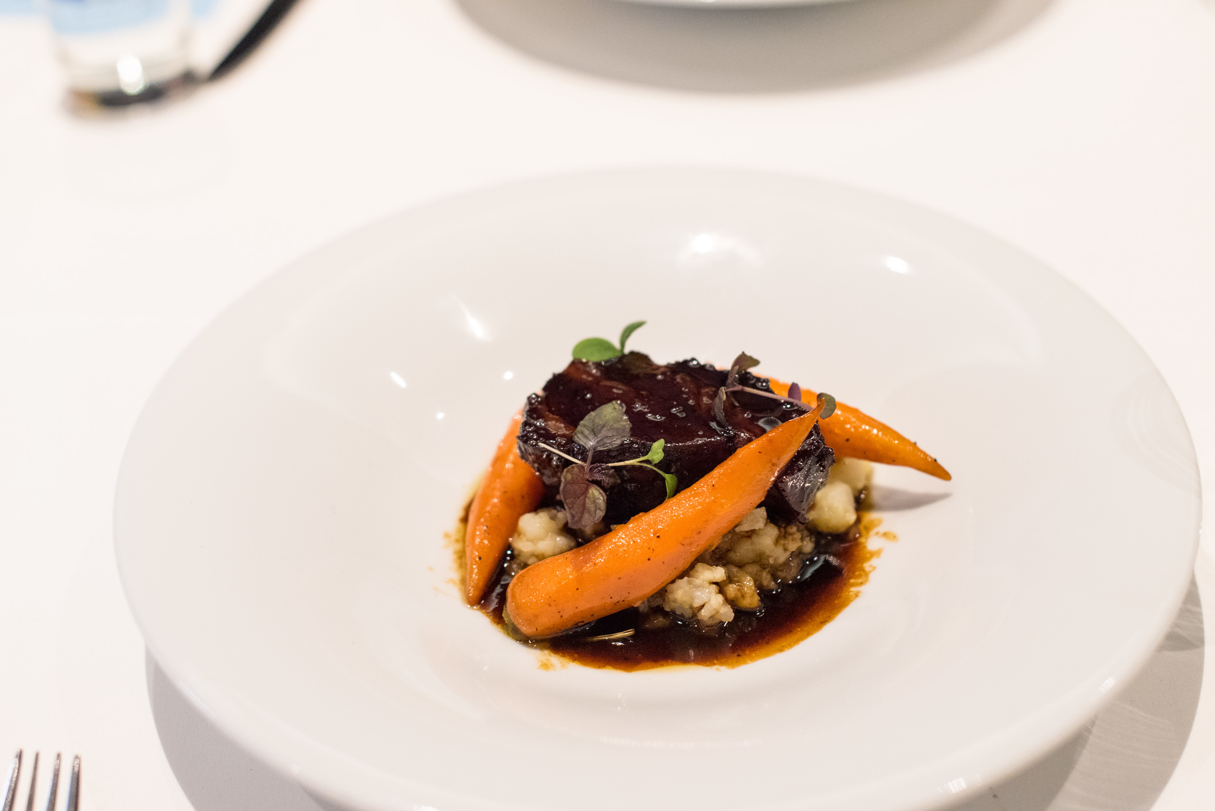 Braised Beef Cheek, Olive Oil Crashed Potato,&nbsp;Baby Carrots, Passion FruitPool Grill - Singapore Marriott Tang Plaza