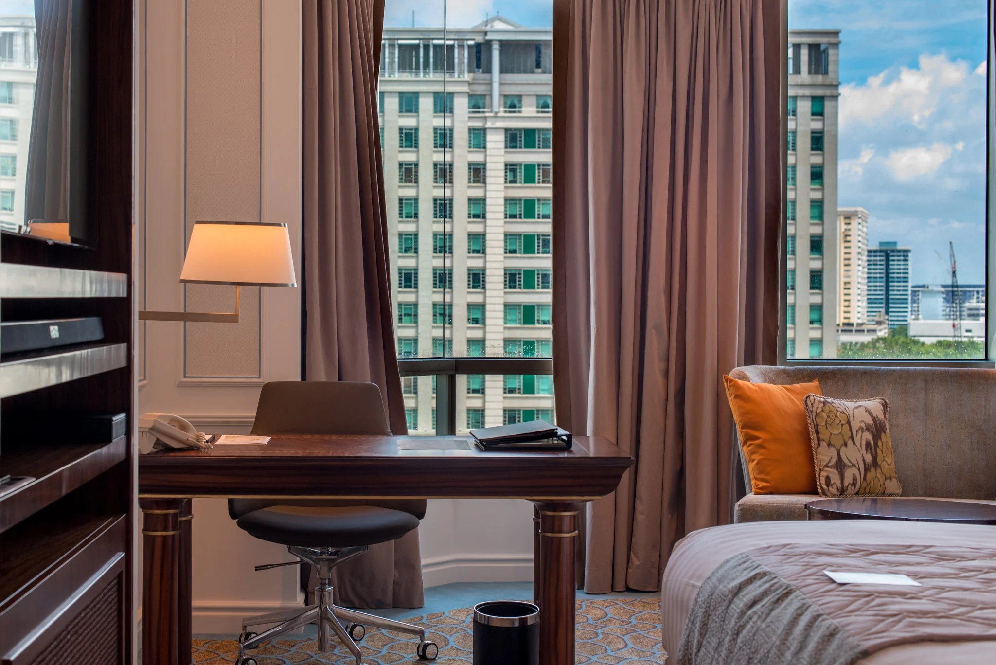 InterContinental Singapore Awarded Four-Star by Forbes Travel Guide (2016)