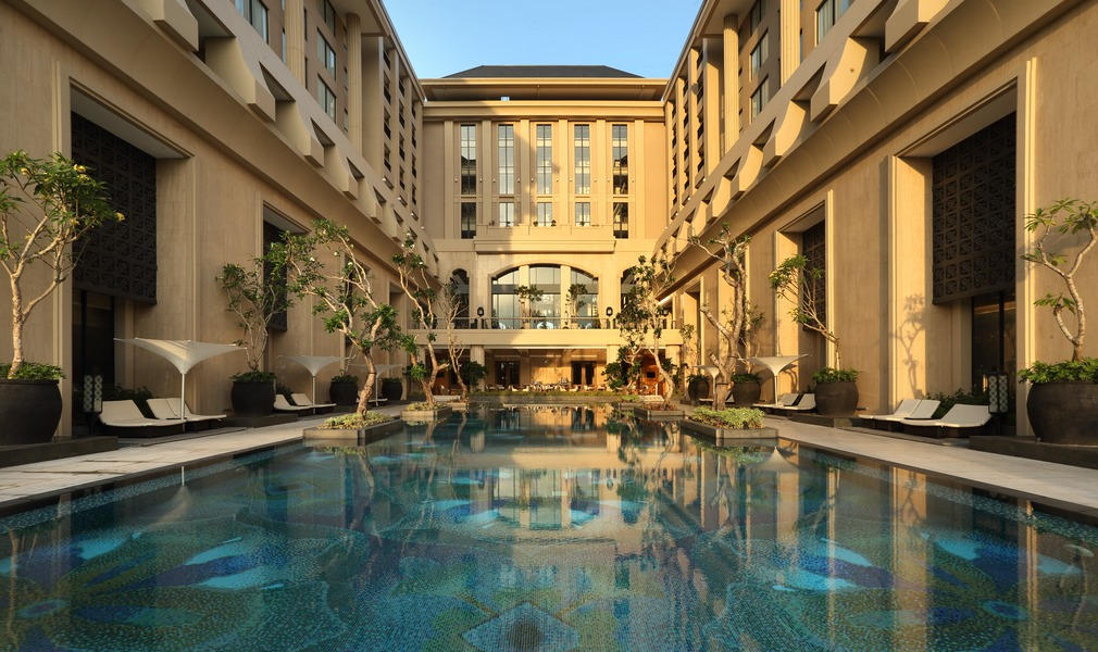 Swimming Pool | Photo Credit: Hotel Te ntrem Yogyakarta