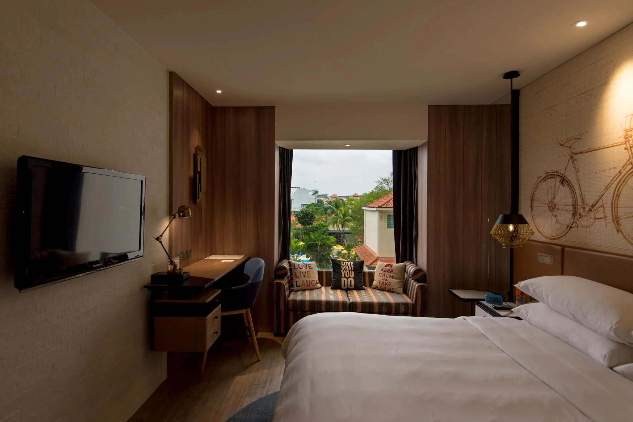 Jen's Local Experience - Hotel Jen Tanglin Singapore