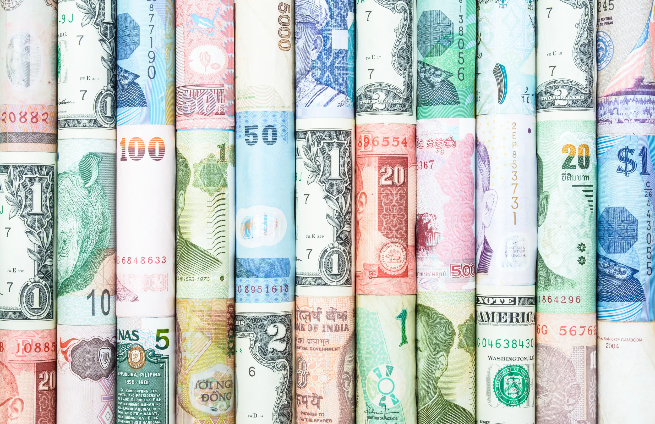 5 Tips For Making Your Money Go Further This Holiday