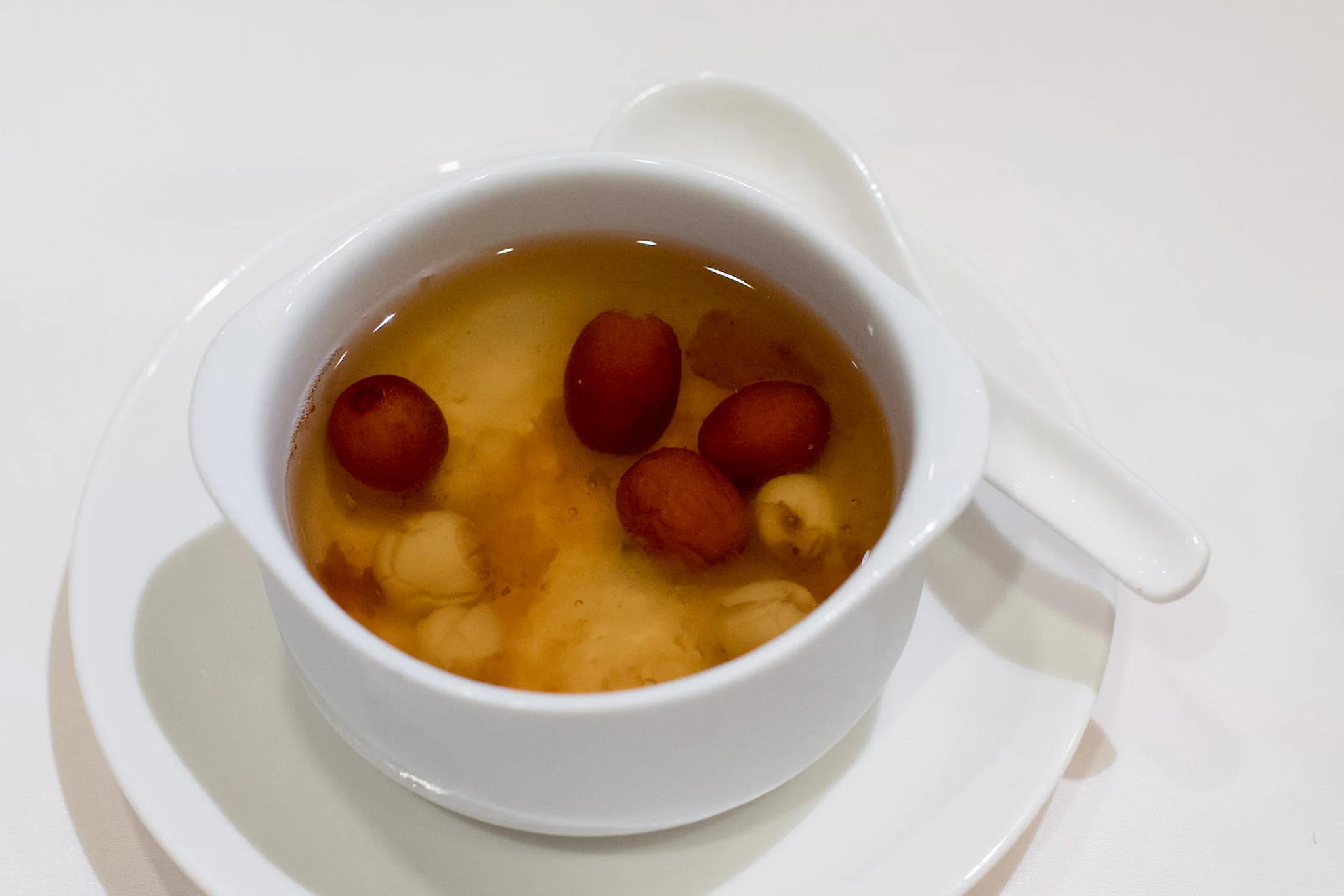 Chilled Double-boiled Peach Resin with Red Dates (S$16++) Wan Hao - Singapore Marriott Tang Plaza Hotel