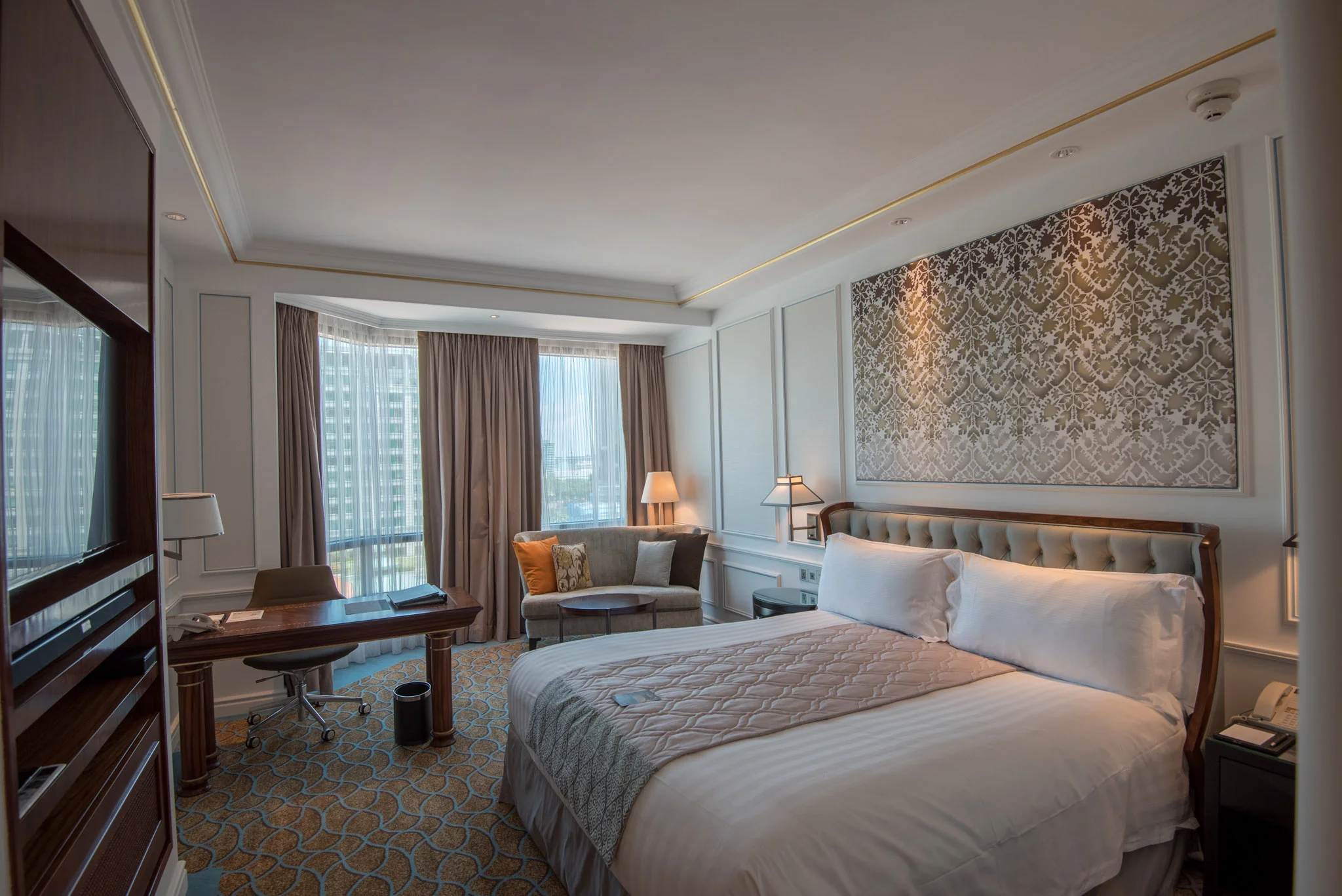 Additional Discount (35+5%) on Singapore Bookings made via IHG Mobile App  - Flash Sale