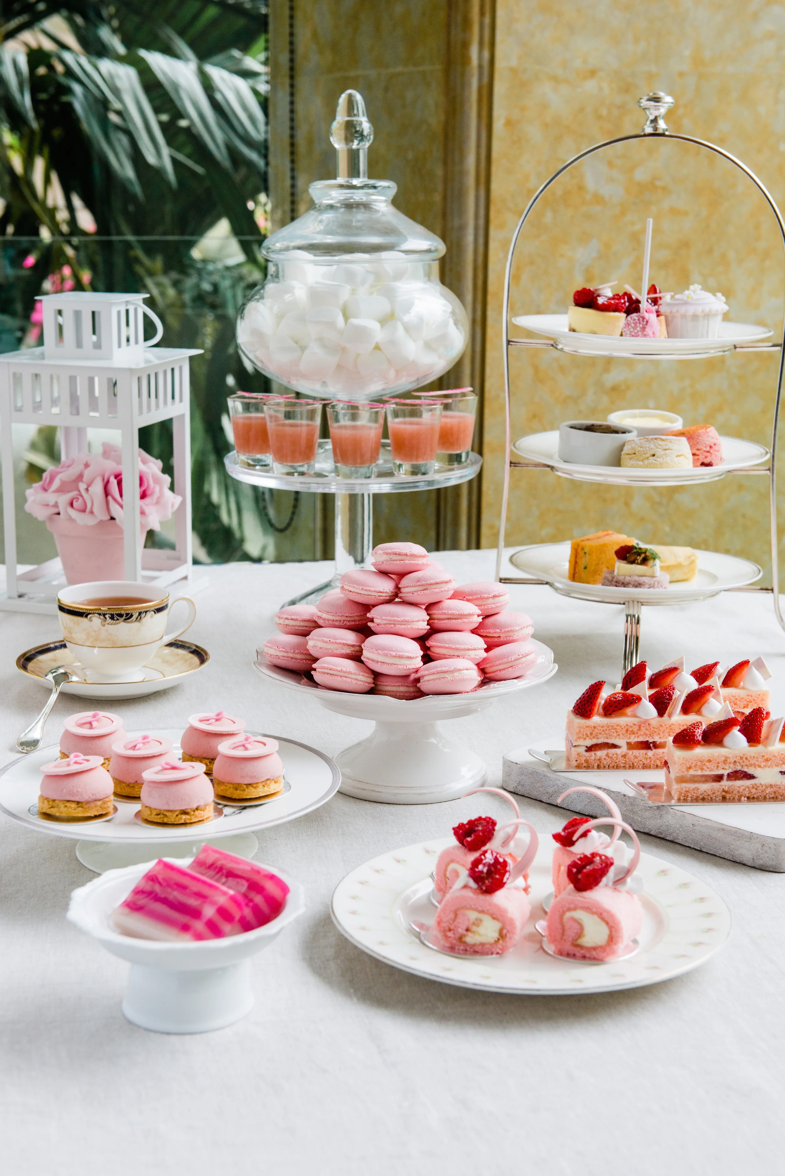 Dine for a Cause at the Shangri-La Hotel, Singapore - Pretty in Pink