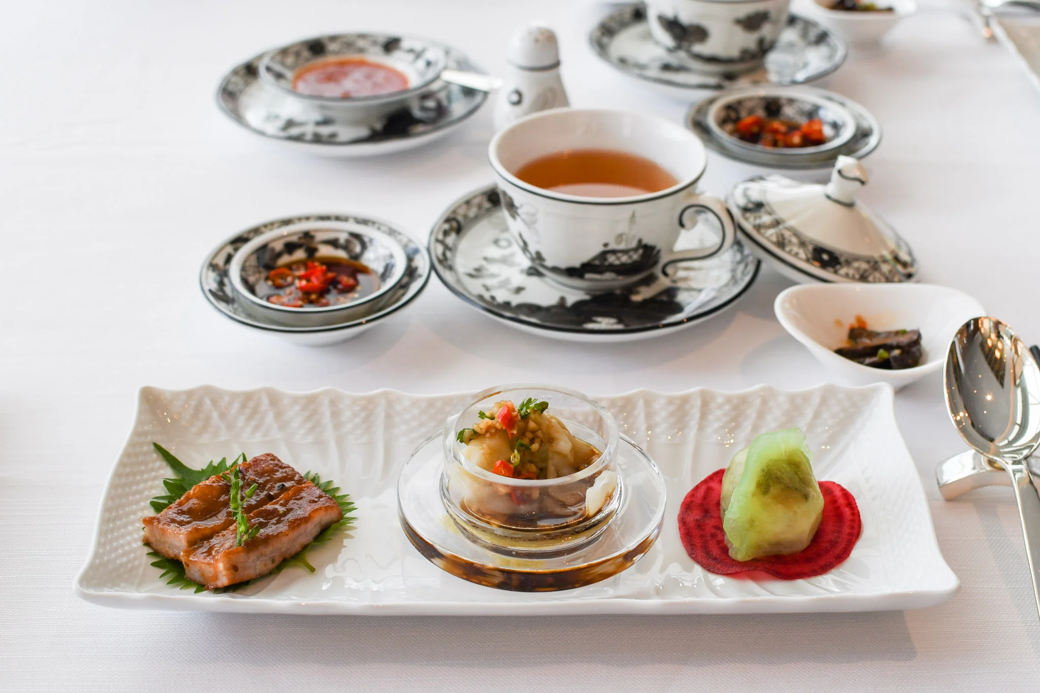 Summer Pavilion - Shot on Nikon D500 One Michelin Star (Michelin Guide Singapore 2016) ISO 280 | f / 4.5 | 1/200 sec