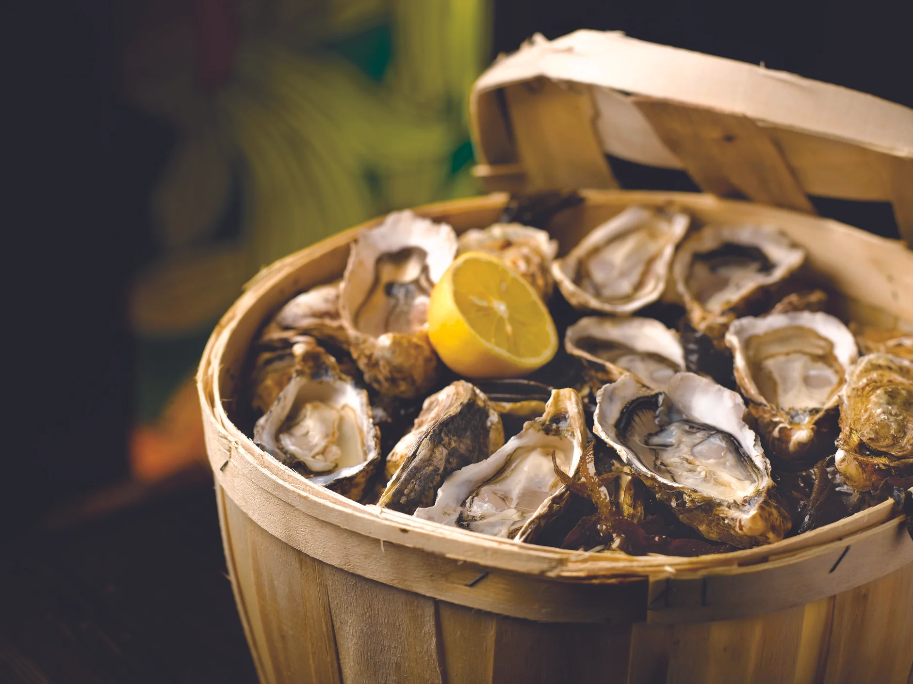 Bottle of Stefano Lubiana Sparkling Wine and a Dozen Oysters for S$99 Nett at the Grand Hyatt Singapore