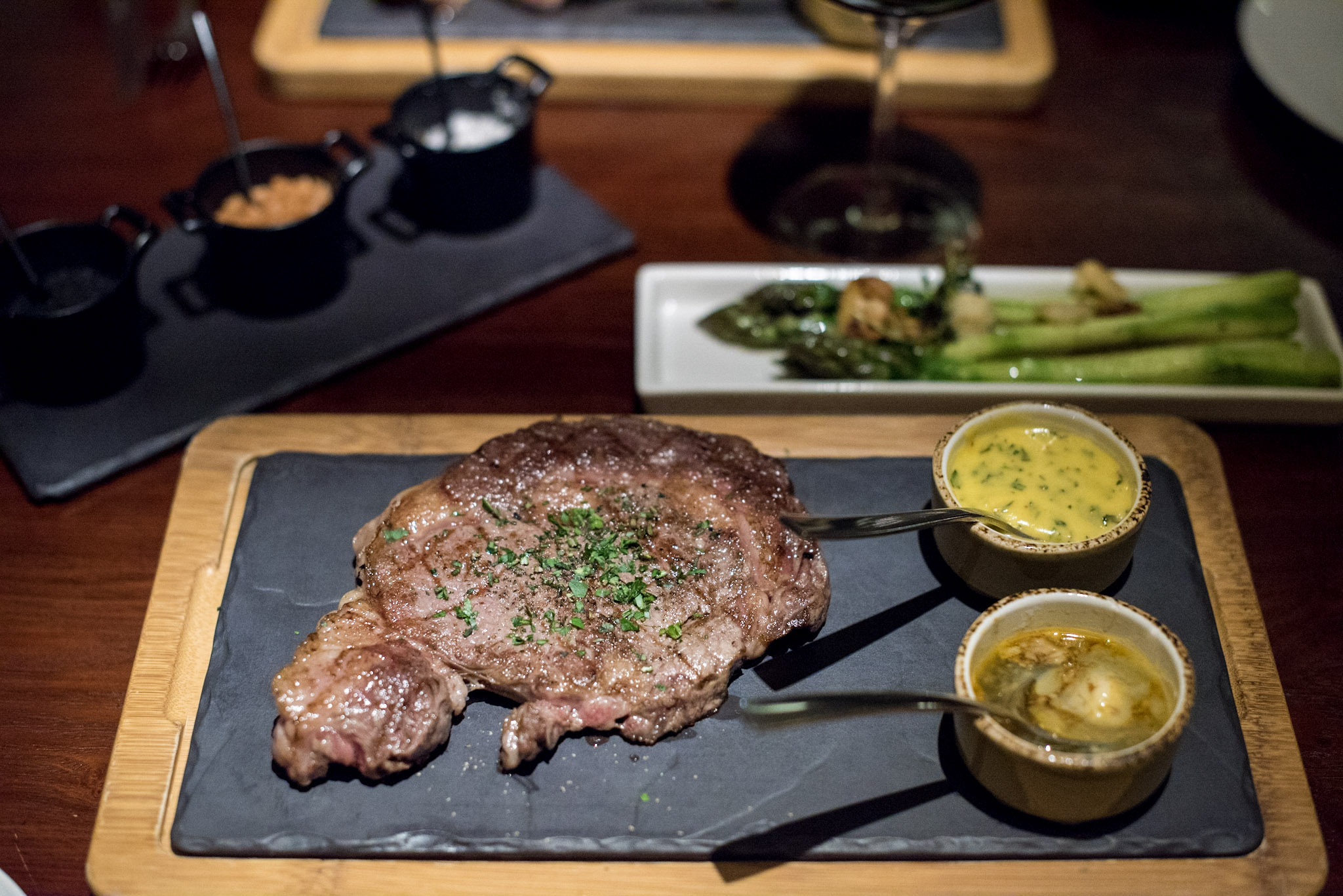 Opus Bar & Grill at Hilton Singapore - Cosy and Affordable Steak Restaurant in the Heart of Orchard